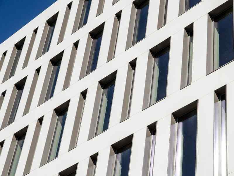 Nearly Zero Energy Building