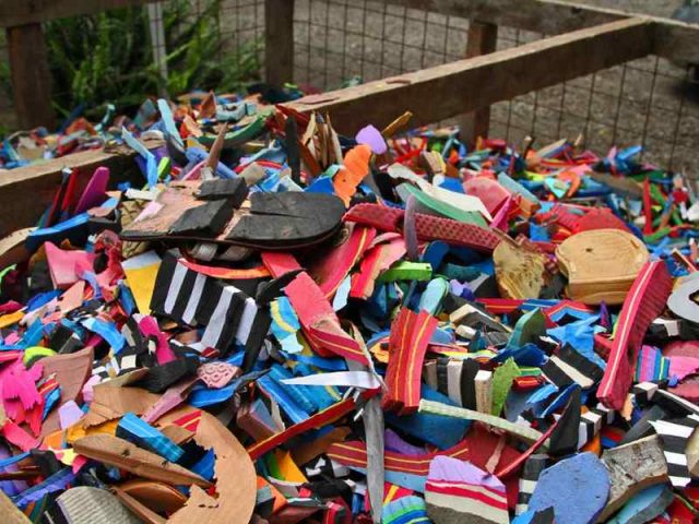 ocean-sole-plastica
