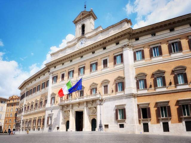 Palazzo Montecitorio, Italian Parliament. parlamento italiano