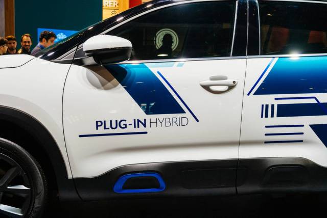 phev auto plug-in