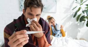Raffreddori e virus respiratori: in arrivo un solo farmaco contro più infezioni raffreddore